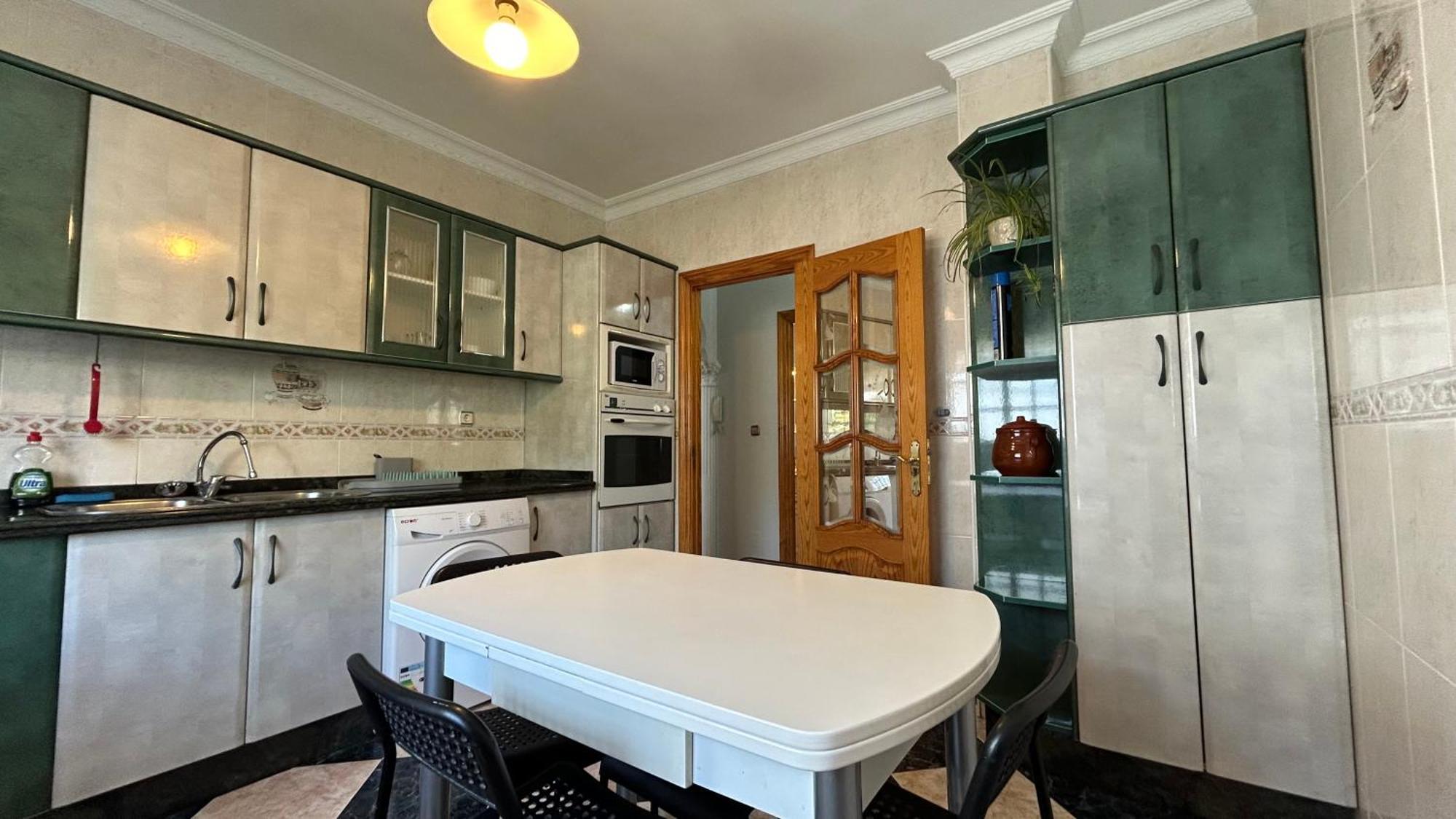 Апартаменты Piso En Malaga Arenas Экстерьер фото
