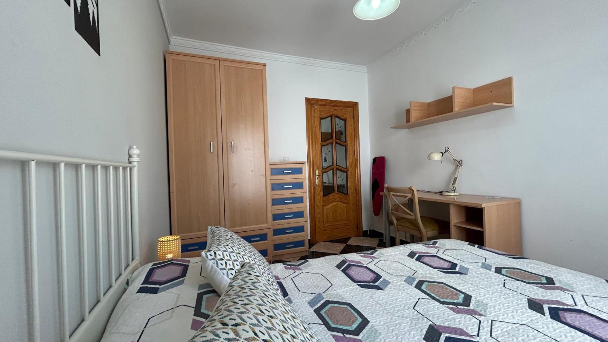 Апартаменты Piso En Malaga Arenas Экстерьер фото
